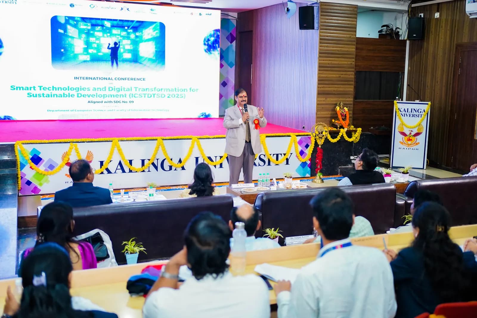 ICDIACS conference glimpse 12